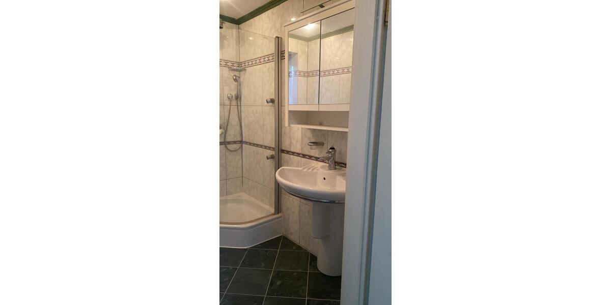 2-Zimmer-Wohnung in ruhigem 3-Parteien-Haus – ideal für Singles 2 zimmer