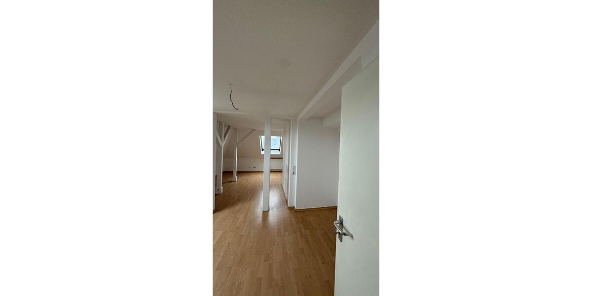 Dachgeschoßwohnung Witten - 3 Zimmer, 112 m&sup2;, 896&euro; | Angebot:25805545