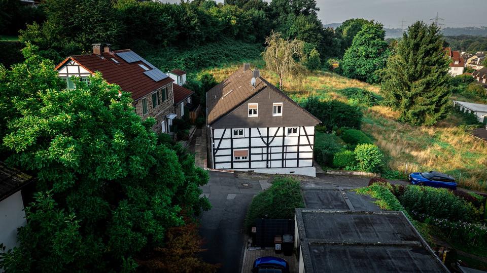 Charmantes denkmalgeschütztes Fachwerkhaus in Witten-Herbede zimmer