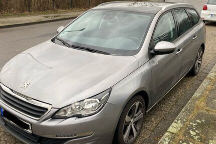 Peugeot 308 193.000 km 4.990 &euro; Oberhausen 45309