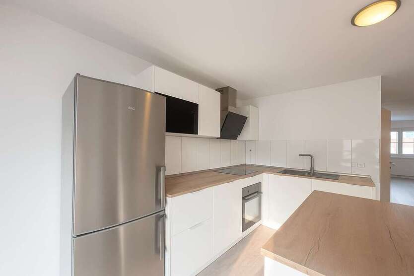Wohnung zum Kaufen in Düsseldorf 195.000 € 55 m²