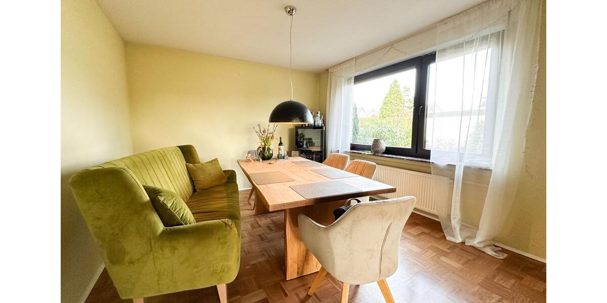 Erdgeschoßwohnung Gladbeck Alt-Rentfort - 5 Zimmer, 150 m&sup2;, 1.300&euro; | Angebot:25320588