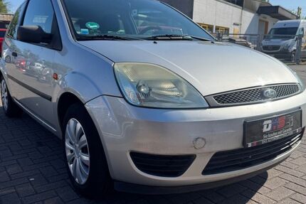 Ford Fiesta 221.700 km 2.200 &euro; Dinslaken 46537