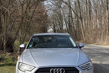 Audi A3 64.000 km 22.000 &euro; Marl 45772