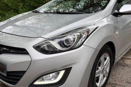Hyundai i30 129.976 km 4.900 &euro; Essen 45276