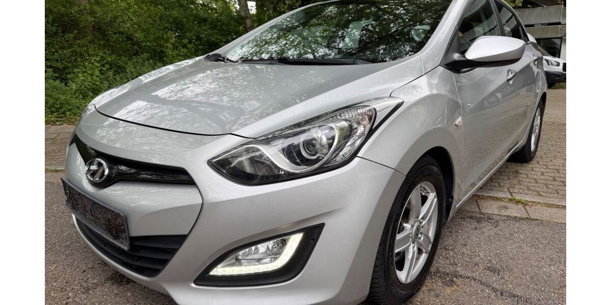 Hyundai i30 129.976 km 4.900 &euro; Essen 45276