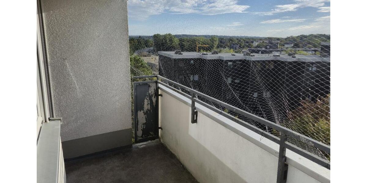 Dachgeschoßwohnung Wuppertal Gemarkung Nächstebreck - 3 Zimmer, 72 m&sup2;, 120.000&euro; | Angebot:27496402