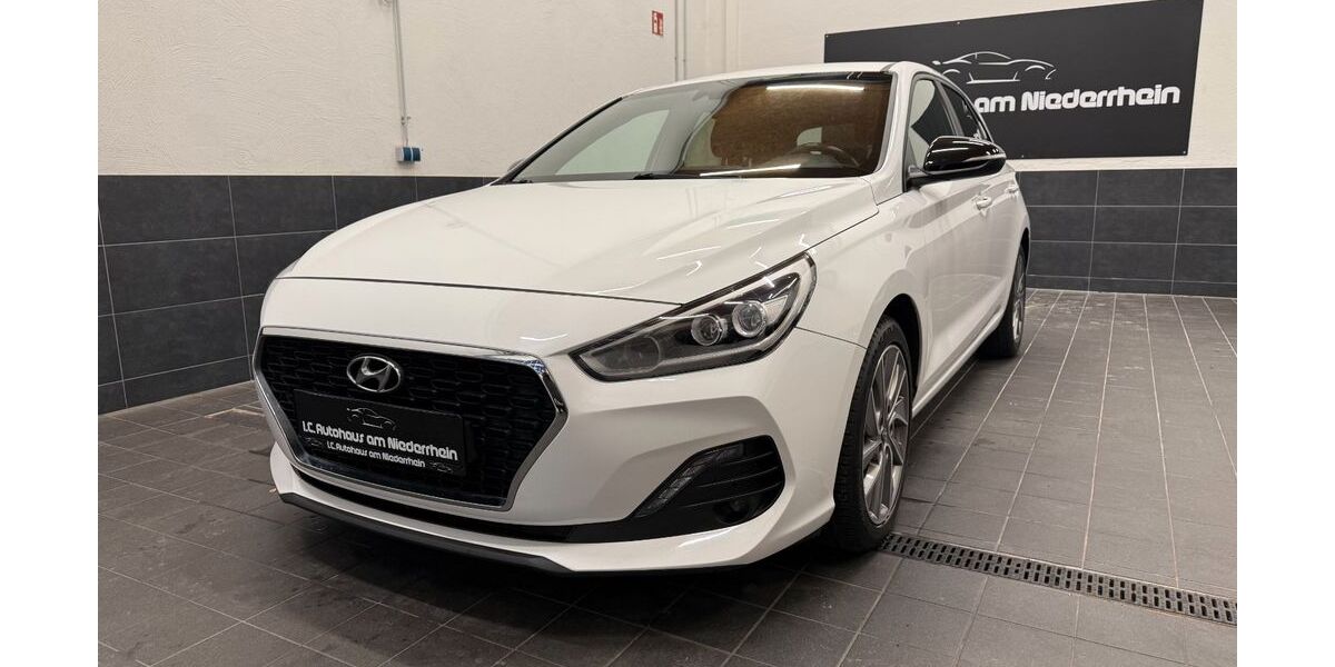 Hyundai i30 88.716 km 13.450 &euro; Moers 47441
