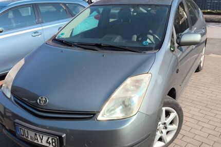 Toyota Prius 210.000 km 4.500 &euro; Duisburg 47137