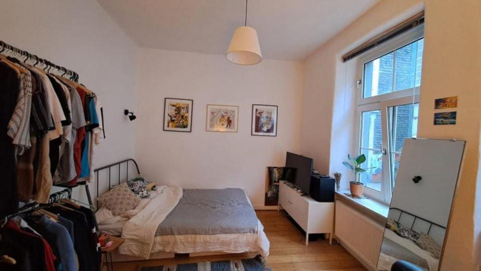 Etagenwohnung Wuppertal Elberfeld - 3 Zimmer, 86 m&sup2;, 900&euro; | Angebot:24703896