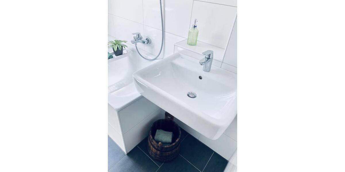Dachgeschoßwohnung Essen Stadtbezirk IX - 2 Zimmer, 48 m&sup2;, 520&euro; | Angebot:26221222