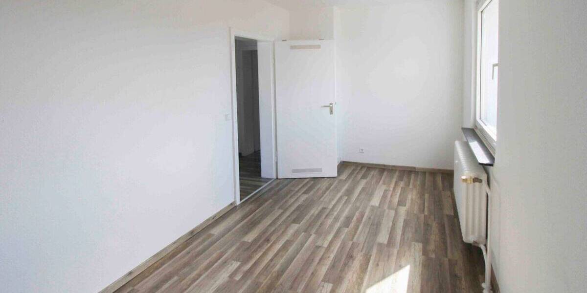 Etagenwohnung Duisburg Rumeln-Kaldenhausen - 3 Zimmer, 74 m&sup2;, 165.000&euro; | Angebot:26451842