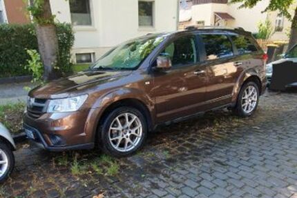 Fiat Freemont 85.000 km 11.500 € Duisburg 47167