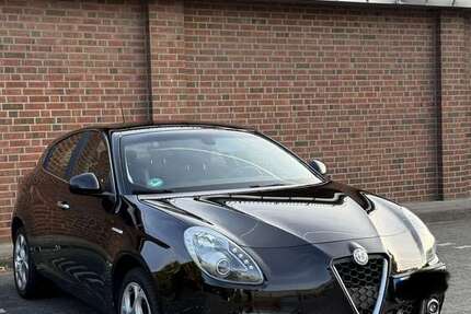 Alfa Romeo Giulietta 143.800 km 9.890 &euro; Oberhausen, Stadt 46149