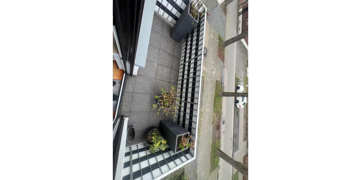 Etagenwohnung Duisburg Essenberg - 2 Zimmer, 80 m&sup2;, 720&euro; | Angebot:25611916