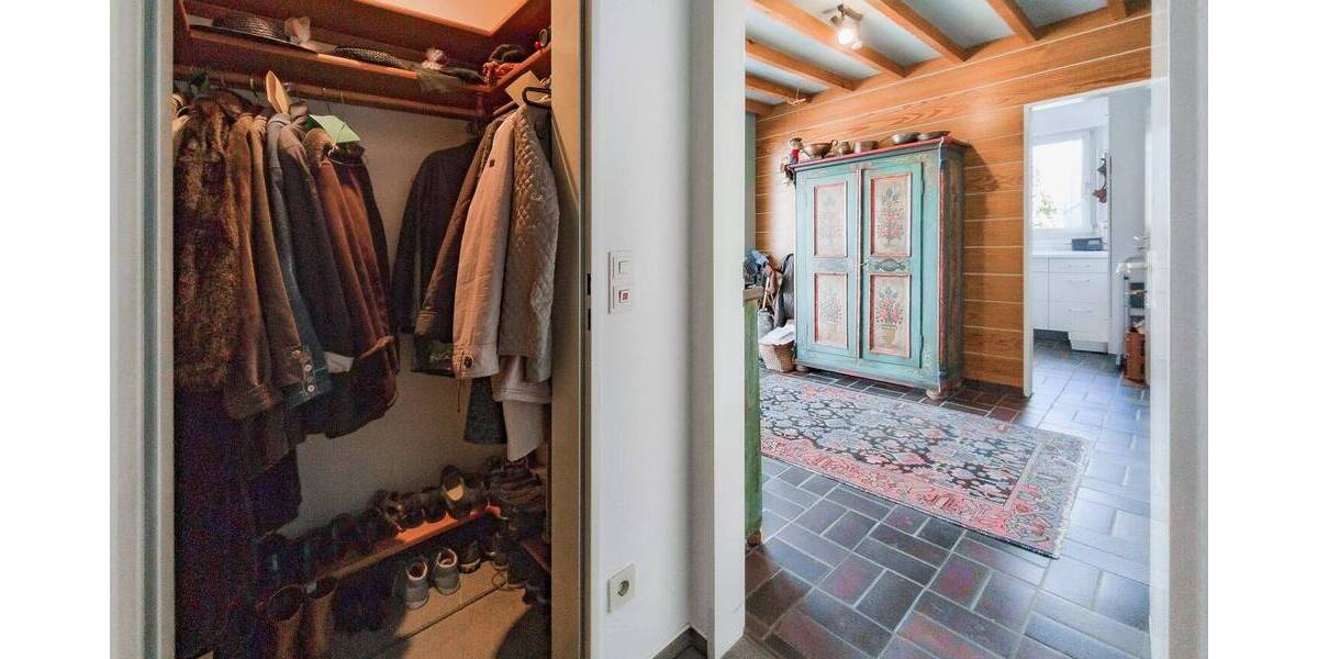 Einfamilienhaus Bochum Stiepel - 6 Zimmer, 160 m&sup2;, 500.000&euro; | Angebot:26540785