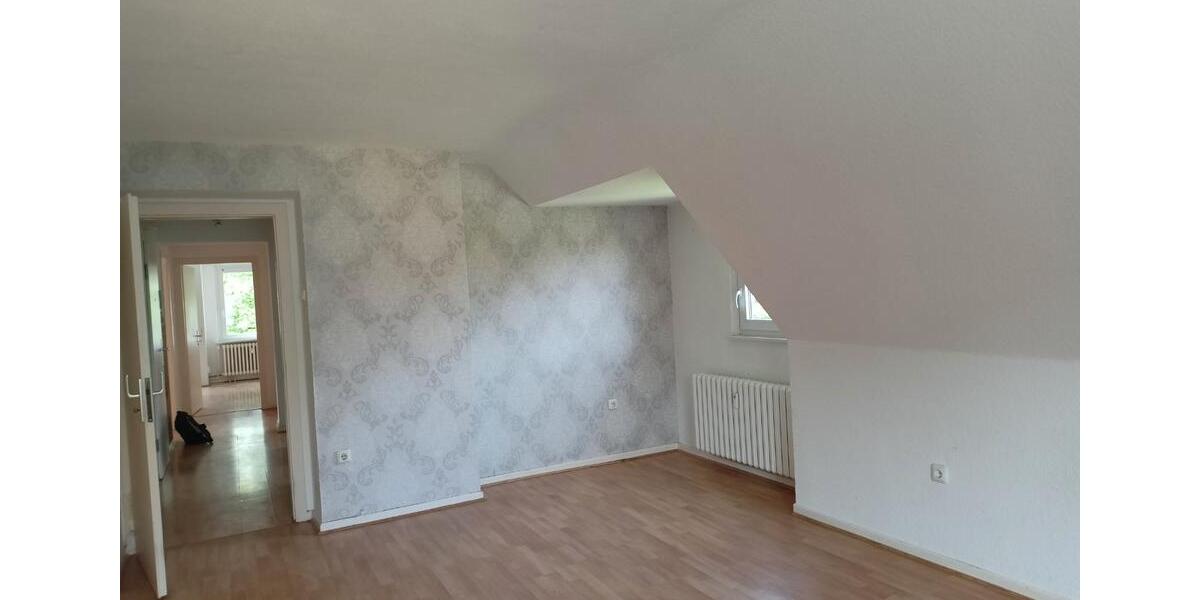 Dachgeschoßwohnung Bochum Altenbochum - 3 Zimmer, 73 m&sup2;, 153.000&euro; | Angebot:26294792