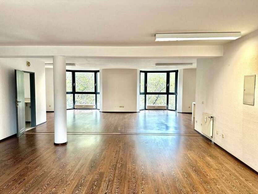 Büro in Bochum 1.130 € 113 m²