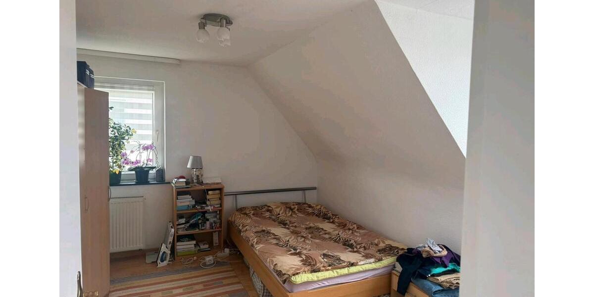 Helle DG Wohnung in Heven KM 550€ 2.5 zimmer