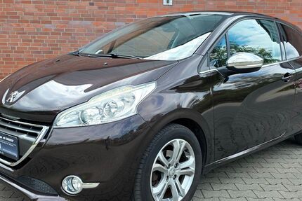 Peugeot 208 116.000 km 5.990 &euro; Herne (NRW) 44628