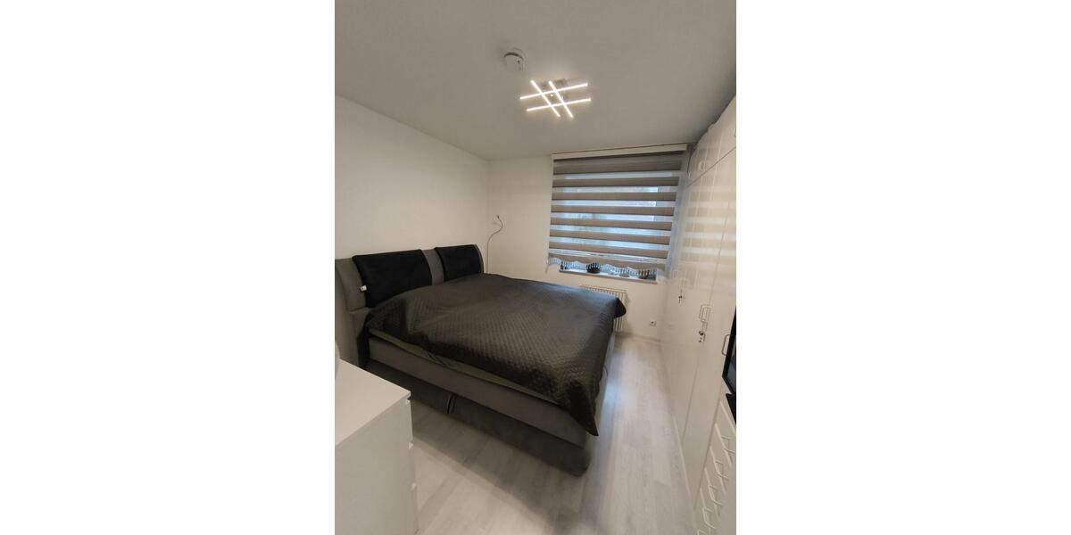 Erdgeschoßwohnung Duisburg Huckingen - 4 Zimmer, 98 m&sup2;, 200.000&euro; | Angebot:26383127