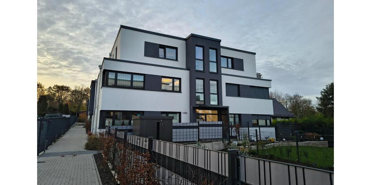 Traumhafte 4-Zimmer Erdgeschosswohnung mit Garten in Top-Lage 4 zimmer