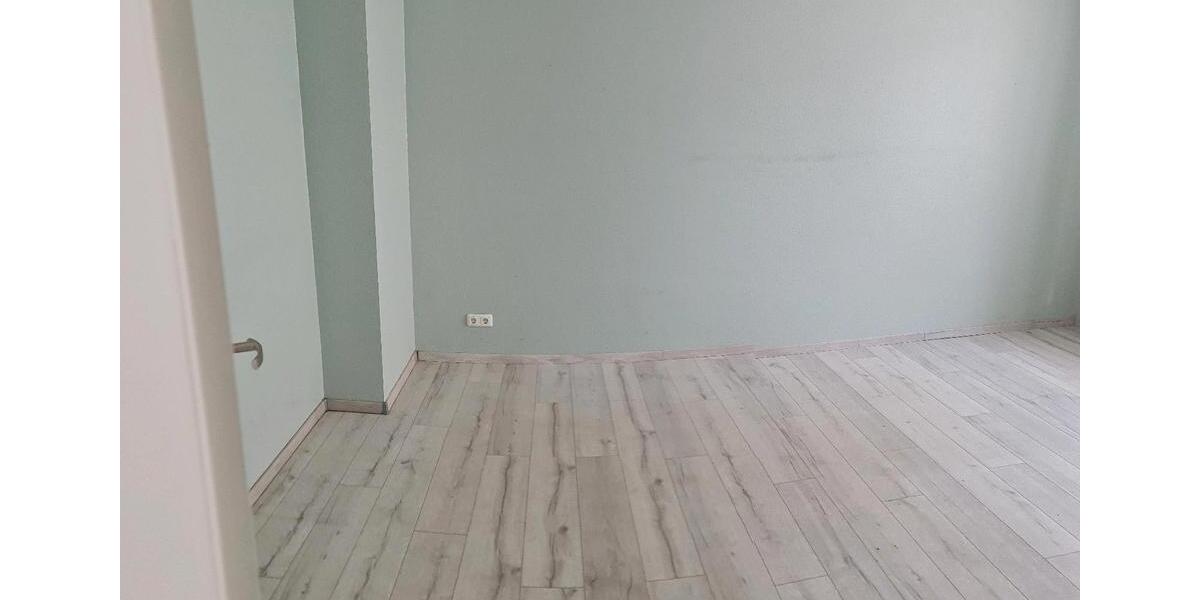 Erdgeschoßwohnung Gelsenkirchen Gelsenkirchen-West - 5 Zimmer, 130 m&sup2;, 293.000&euro; | Angebot:26214432