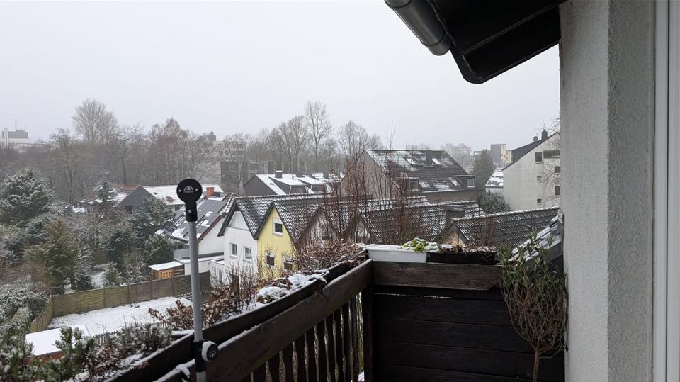 DG Wohnung mit Balkon 3 zimmer