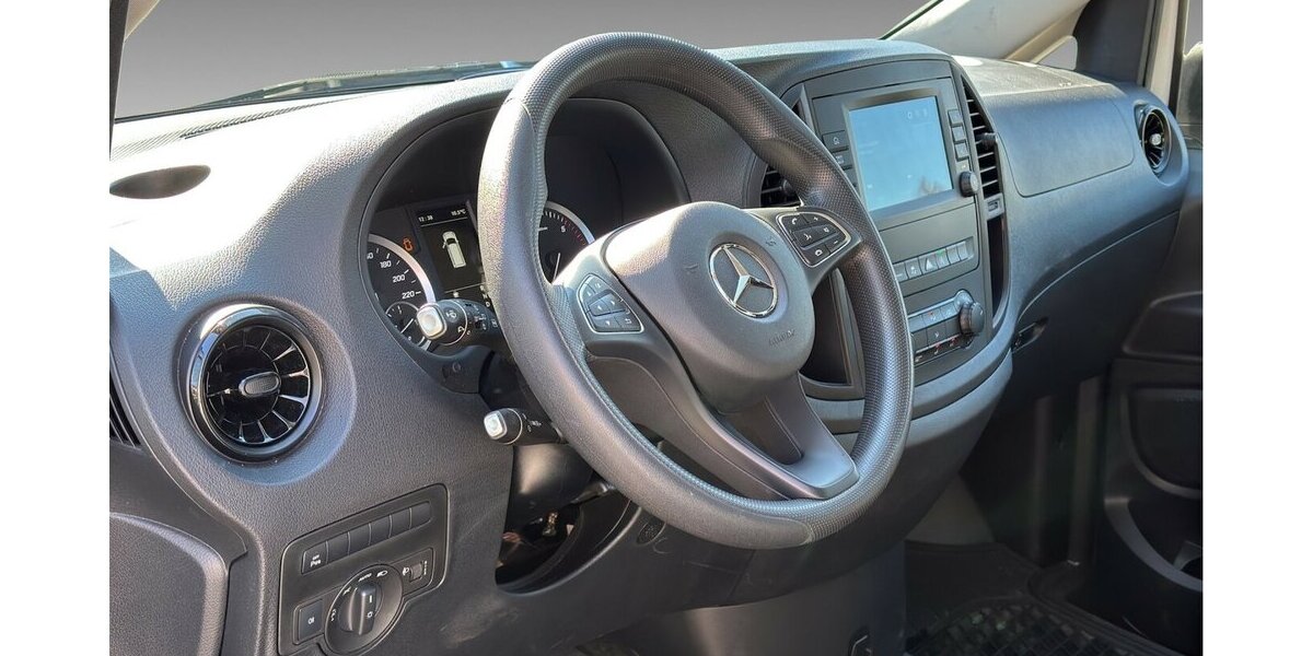 Mercedes-Benz Vito Pro 114 CDI lang Tourer Navi Kamera Autom 129.987 km 25.900 &euro; Wuppertal 42327