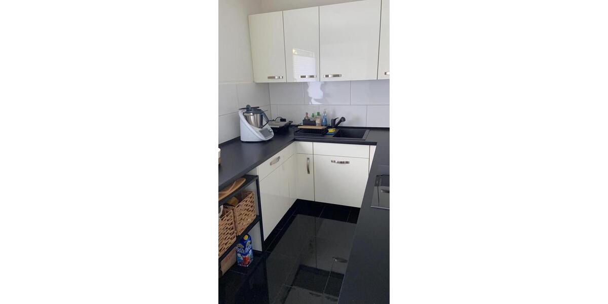 Moderne EG 2 Zi Wohnung Zentrale Lage Stellplatz 2 zimmer