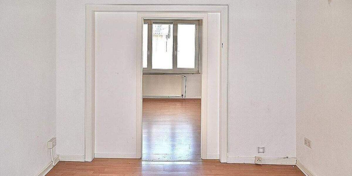 Etagenwohnung Recklinghausen Süd - 6 Zimmer, 220 m&sup2;, 299.900&euro; | Angebot:25760415