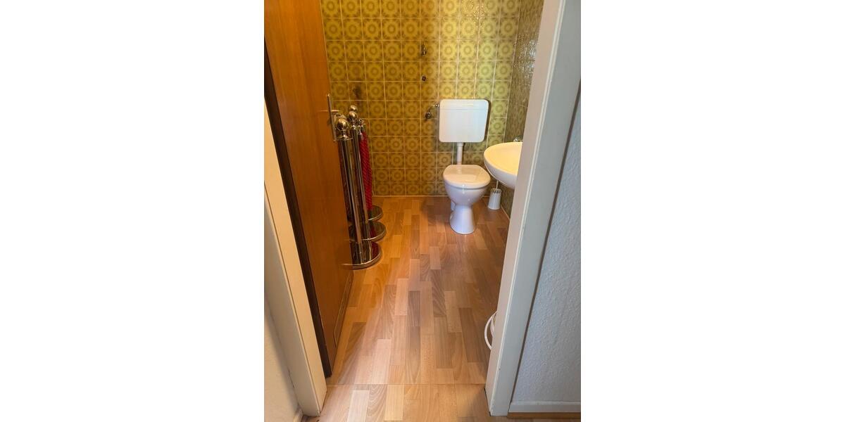 Erdgeschoßwohnung Castrop-Rauxel Bladenhorst - 5 Zimmer, 120 m&sup2;, 330&euro; | Angebot:26034338