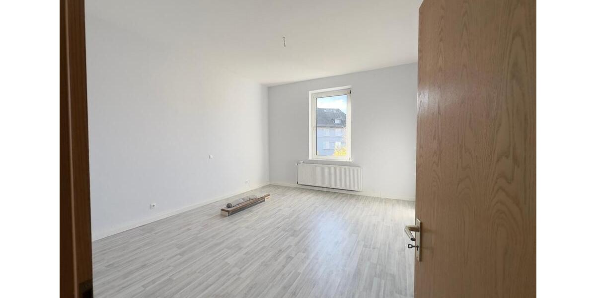 Helle 3.5-Zimmer Wohnung mitten in Essen-Frohnhausen zimmer
