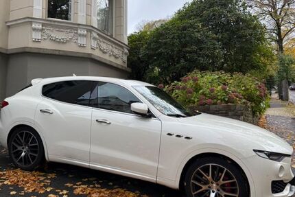 Maserati Levante 171.000 km 35.000 &euro; Wuppertal 42117