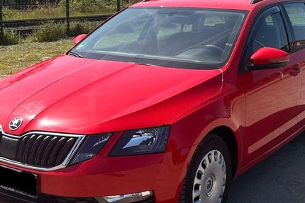 Skoda Octavia 97.400 km 12.500 &euro; Oberhausen 46049