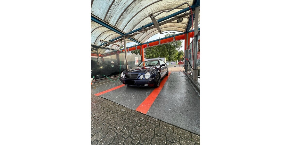 Mercedes-Benz CLK 320 175.000 km 3.700 &euro; Schwelm 58332