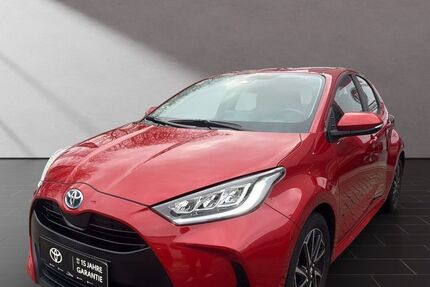 Toyota Yaris 51.600 km 17.390 &euro; Dinslaken 46537