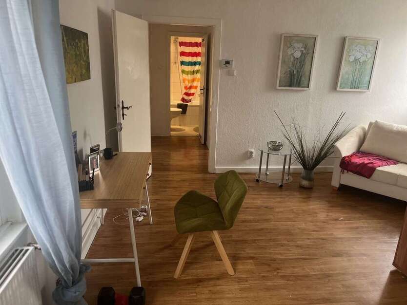 Wohnung zum Mieten in Düsseldorf 355 € 35.76 m²