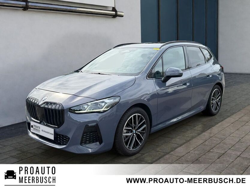 BMW 220 Active Tourer 13.600 km 35.999 € Meerbusch 40668
