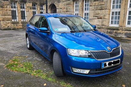 Skoda Rapid 84.000 km 8.490 &euro; Essen 45307