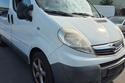 Opel Vivaro 299.000 km 4.500 &euro; Moers 47441
