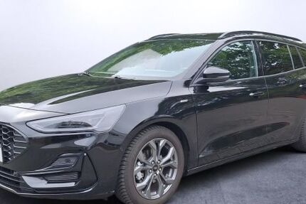 Ford Focus 15.740 km 24.390 &euro; Recklinghausen 45659