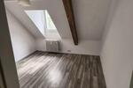 Dachgeschoßwohnung Velbert - 4 Zimmer, 100 m&sup2;, 1.400&euro; | Angebot:26461496