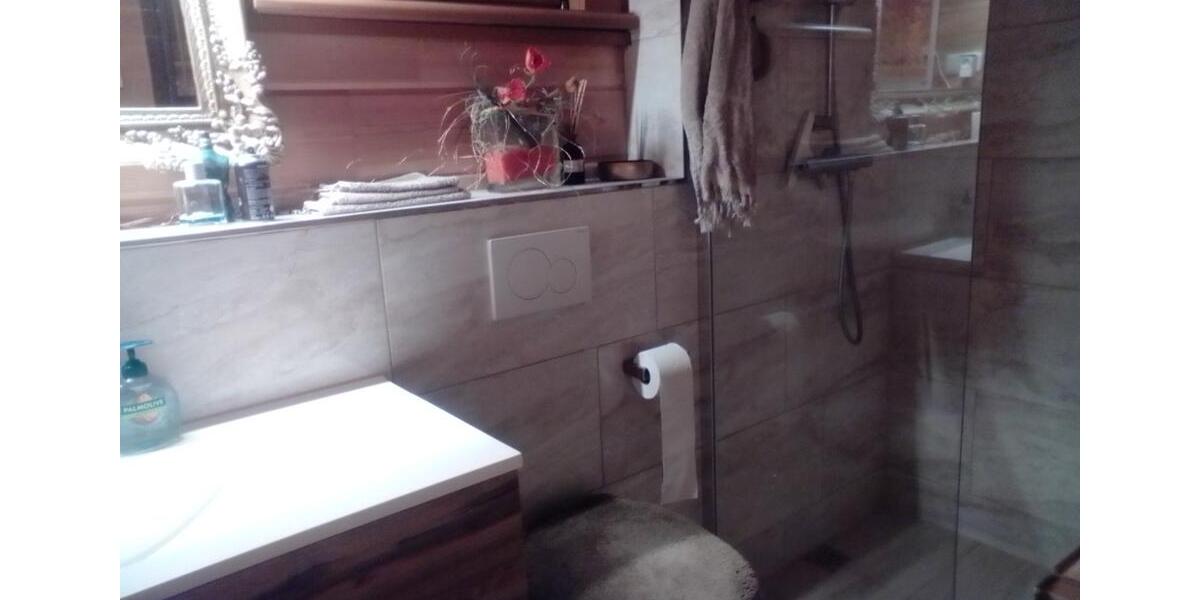 Zwei Blockhäuser auf Pachtgrundstück zu verkaufen 1 zimmer