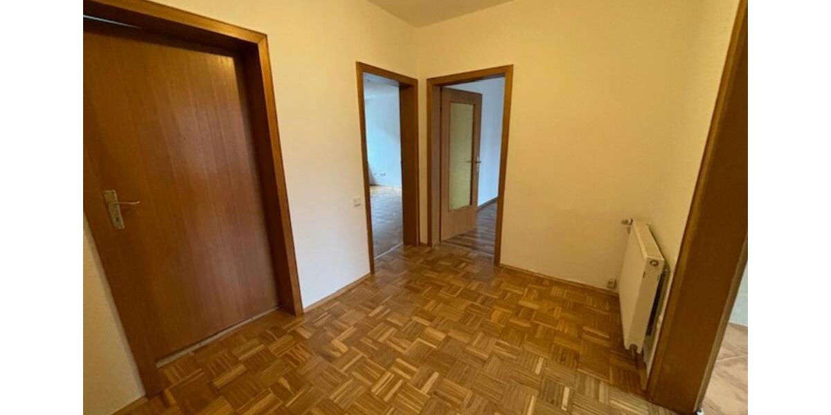 Wunderbare, helle Altbauwohnung in Bonsfeld 4 zimmer