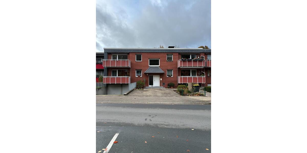 Helle Wohnung zum Erstbezug nach Komplettsanierung 3 zimmer