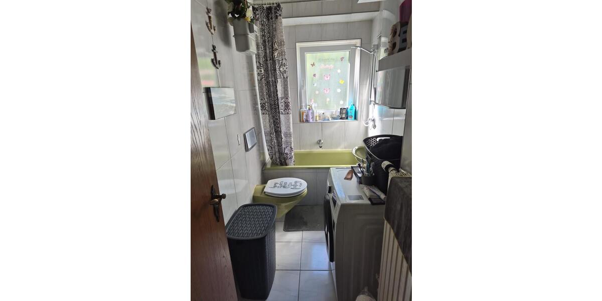 Etagenwohnung Essen Stadtbezirk III - 3 Zimmer, 70 m&sup2;, 850&euro; | Angebot:26409917