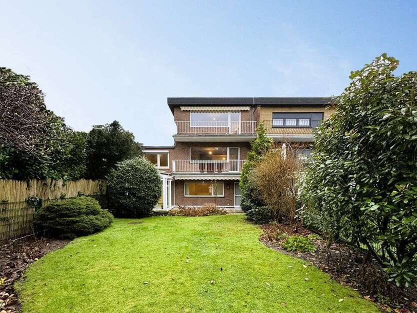 Haus zum Kaufen in Moers 399.000 € 165 m²