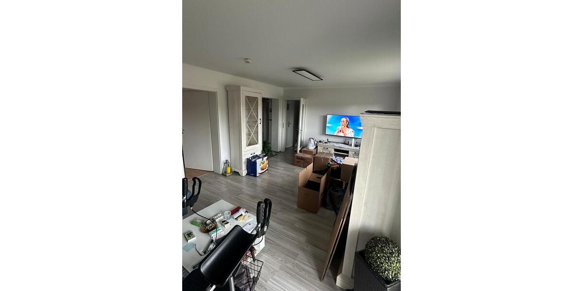 Bezugsfertige Wohnung - Einfach Möbel rein und Füße hoch! 2.5 zimmer