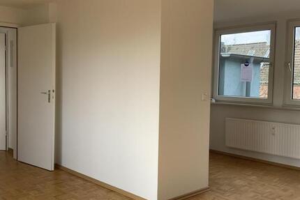 Charmante und bezugsfertige 2-Zimmer-Wohnung in GE-Bulmke-Hüllen zimmer